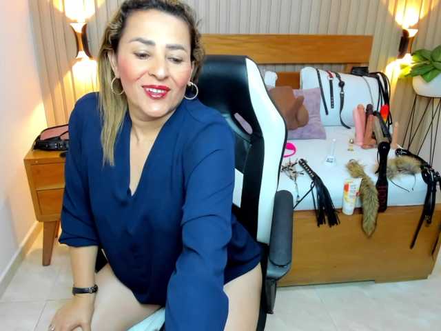luciana-ballesteros live cam