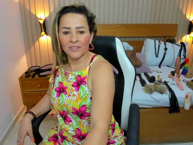 luciana-ballesteros live webcam show