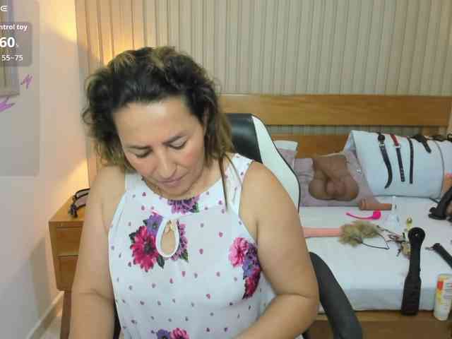 luciana-ballesteros webcam