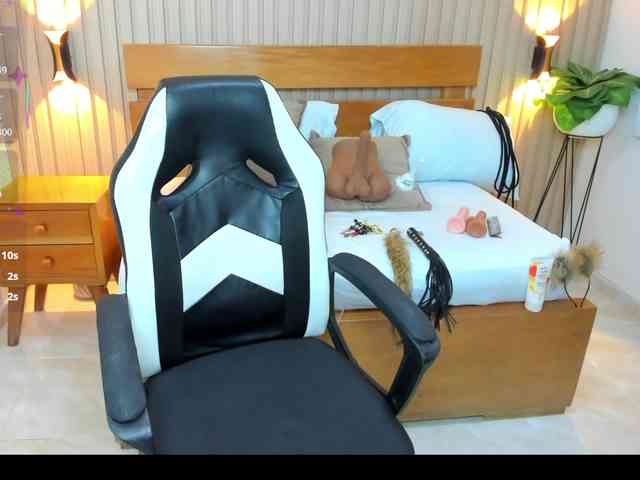 luciana-ballesteros webcam