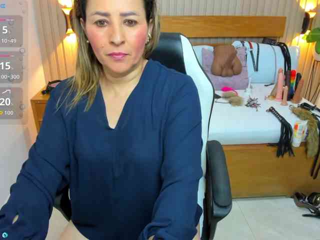 luciana-ballesteros webcam