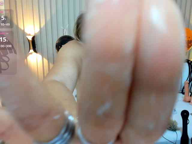 luciana-ballesteros webcam
