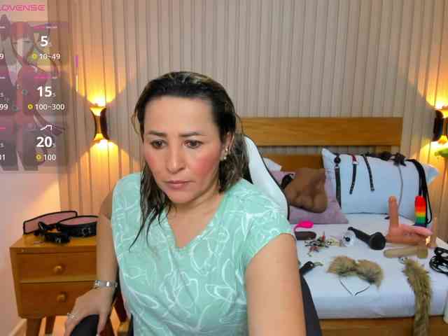 luciana-ballesteros webcam