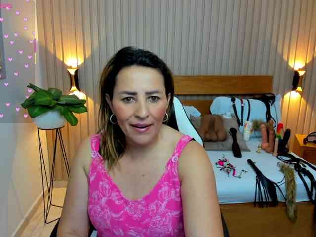 luciana-ballesteros webcam