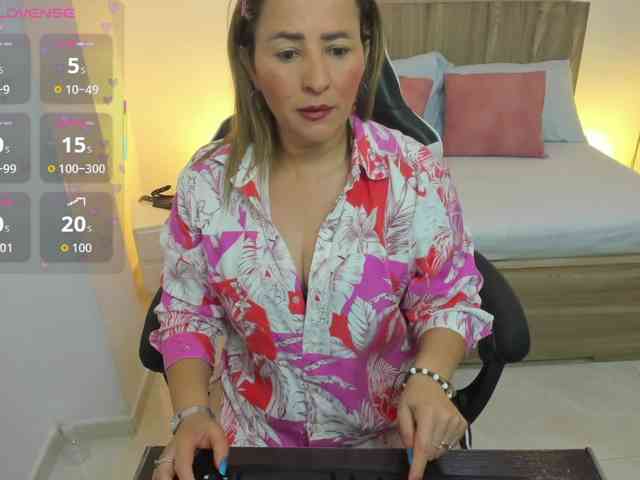 luciana-ballesteros webcam