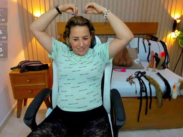 luciana-ballesteros webcam
