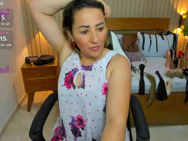 luciana-ballesteros webcam