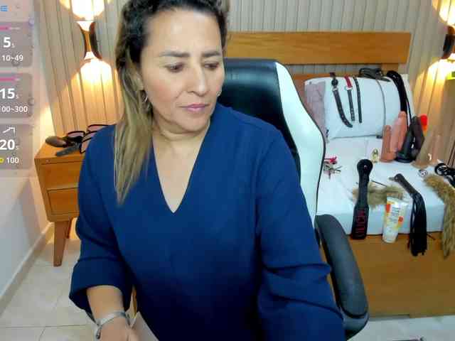 luciana-ballesteros webcam