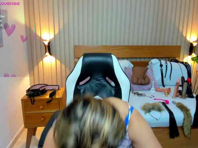 luciana-ballesteros webcam