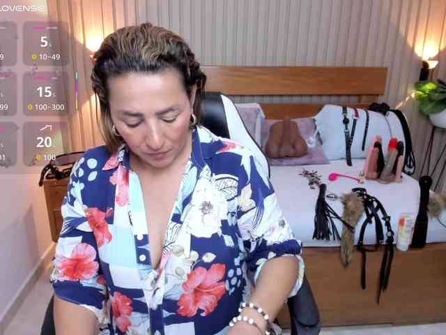 luciana-ballesteros webcam