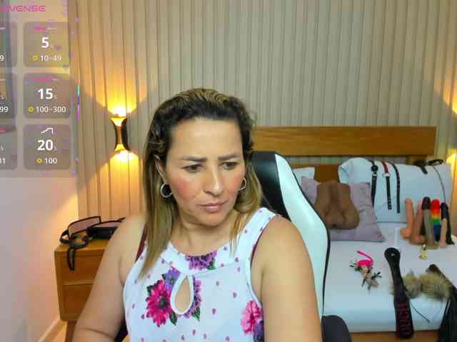 luciana-ballesteros webcam