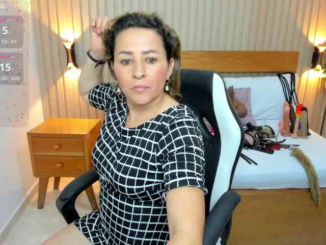 luciana-ballesteros webcam