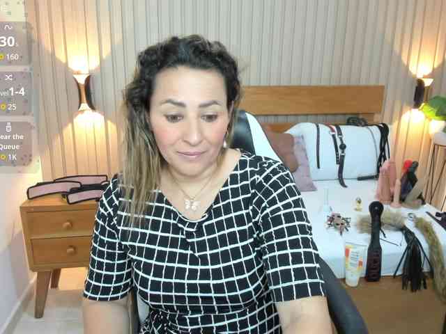 luciana-ballesteros webcam