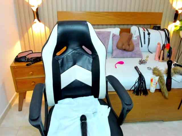 luciana-ballesteros webcam