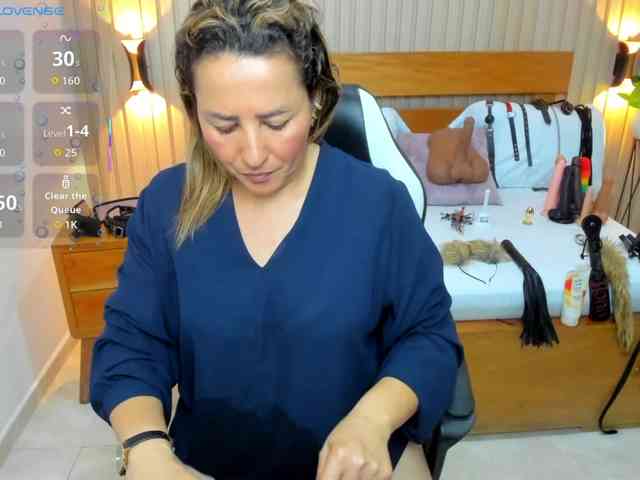 luciana-ballesteros webcam