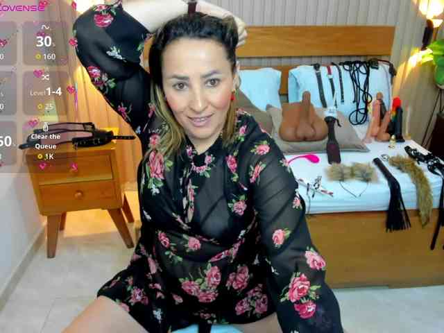 luciana-ballesteros webcam