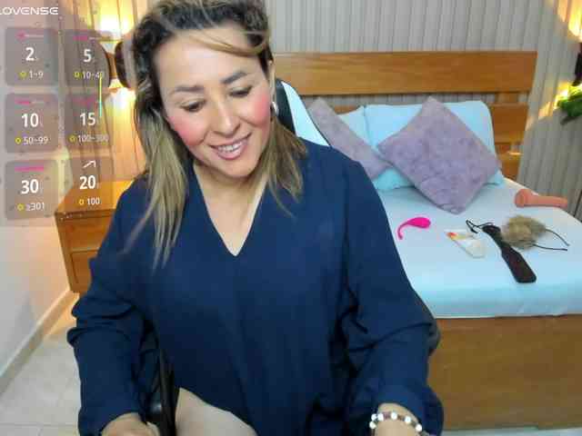 luciana-ballesteros webcam