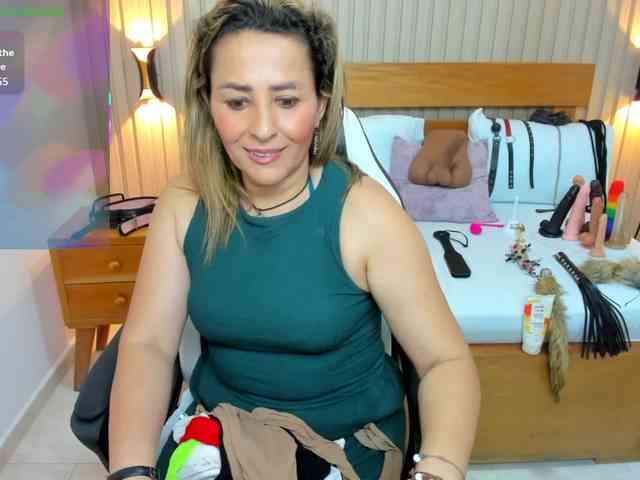 luciana-ballesteros webcam
