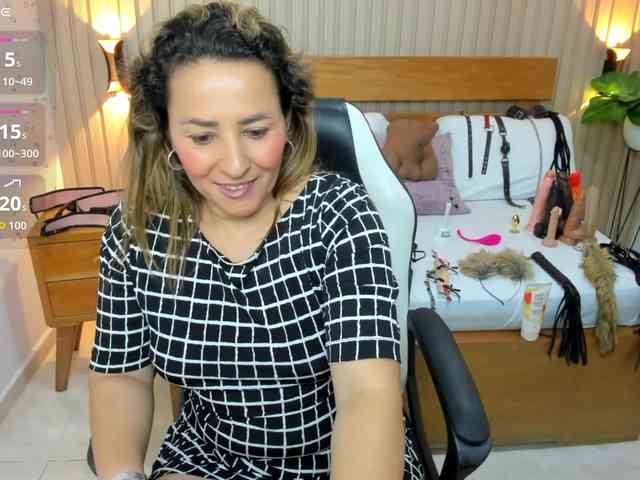 luciana-ballesteros webcam
