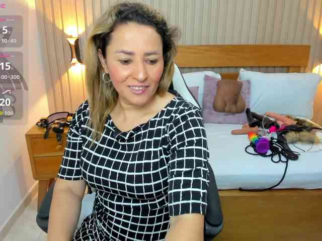 luciana-ballesteros webcam