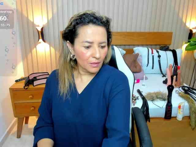 luciana-ballesteros webcam