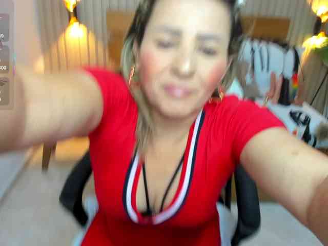 luciana-ballesteros webcam