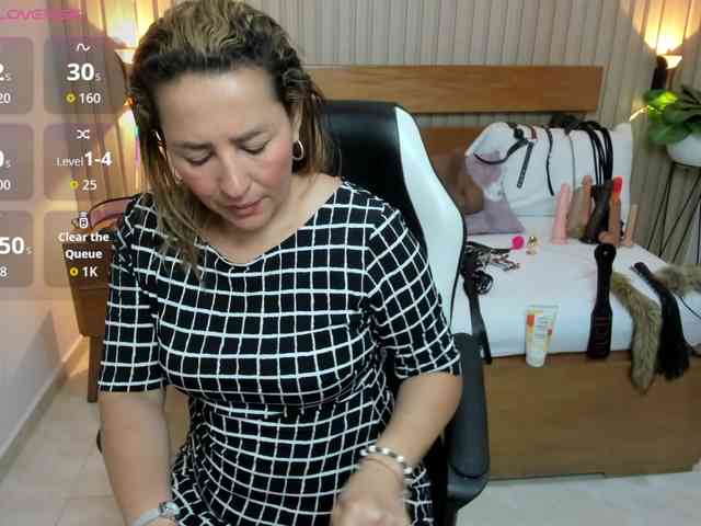 luciana-ballesteros webcam