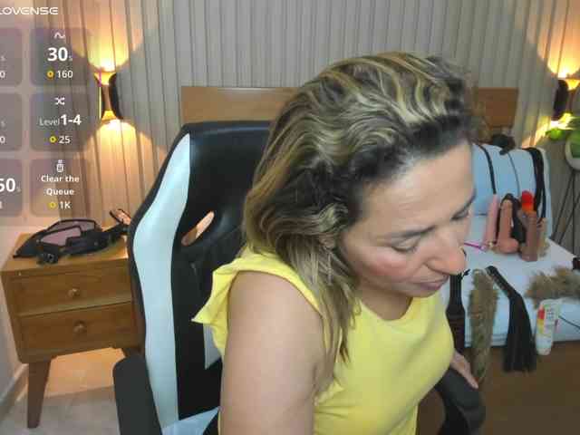 luciana-ballesteros webcam