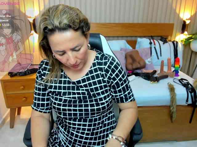 luciana-ballesteros webcam