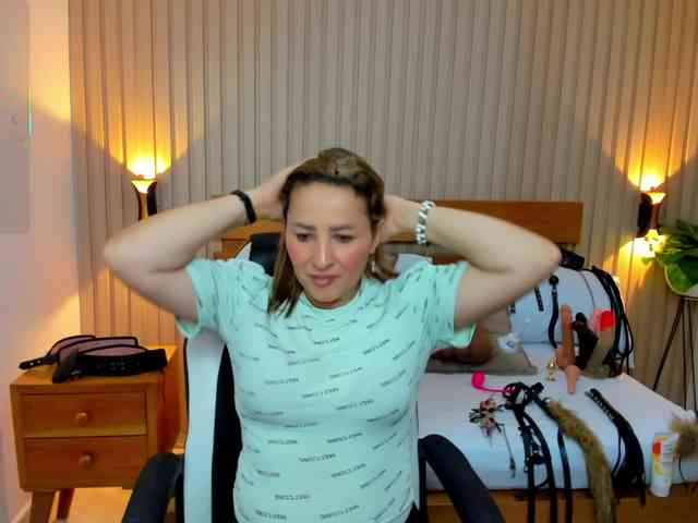 luciana-ballesteros webcam