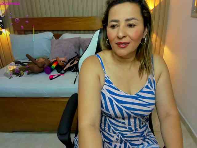luciana-ballesteros webcam