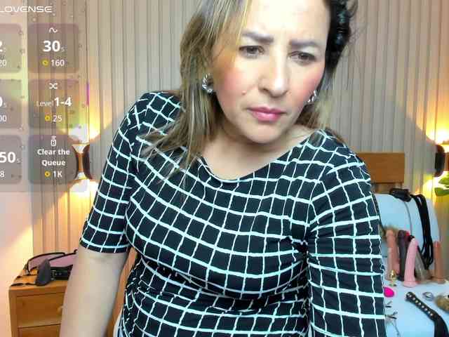 luciana-ballesteros webcam