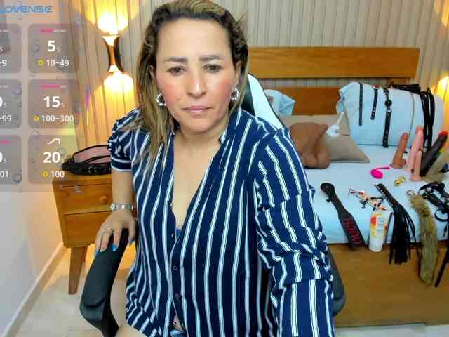 luciana-ballesteros webcam
