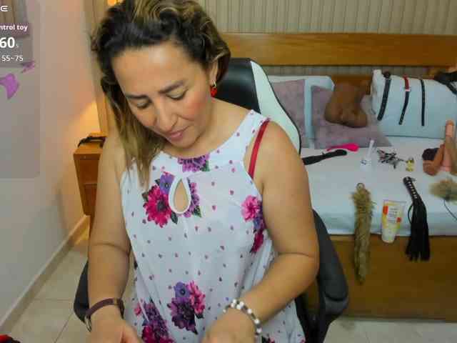 luciana-ballesteros webcam