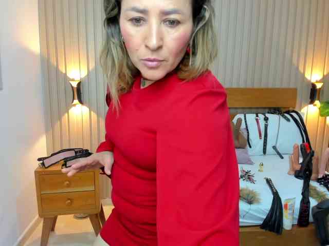 luciana-ballesteros webcam