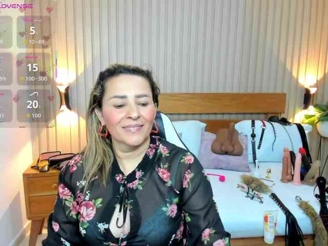 luciana-ballesteros webcam