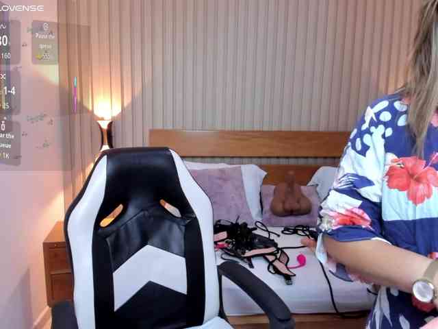 luciana-ballesteros webcam