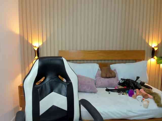 luciana-ballesteros webcam