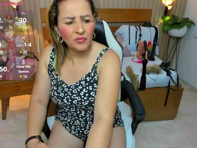 luciana-ballesteros webcam