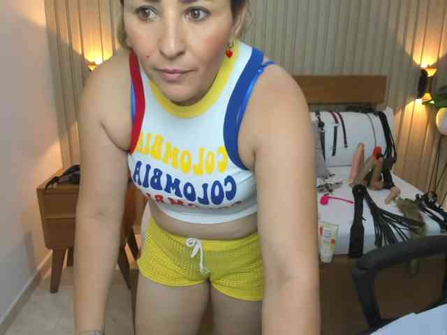 luciana-ballesteros webcam