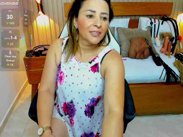 luciana-ballesteros webcam