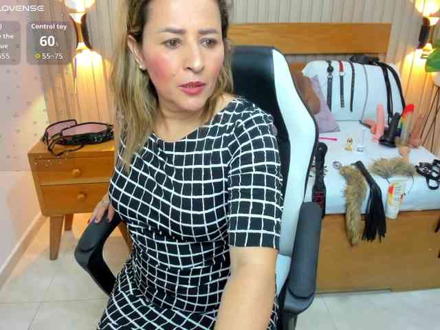 luciana-ballesteros webcam
