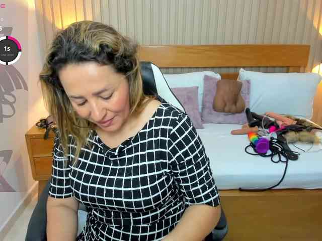 luciana-ballesteros webcam