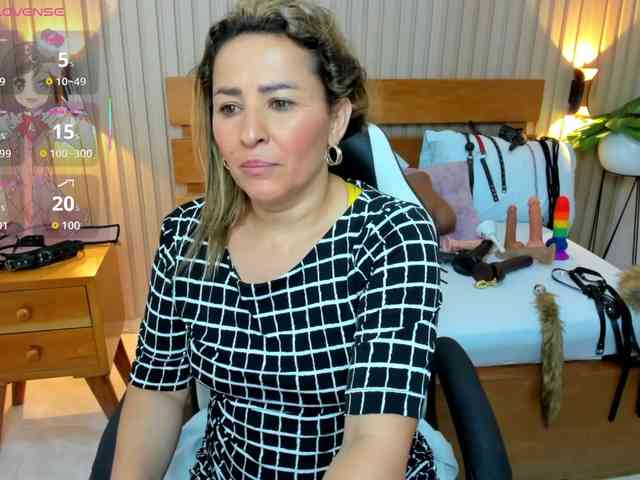 luciana-ballesteros webcam