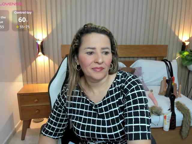 luciana-ballesteros webcam