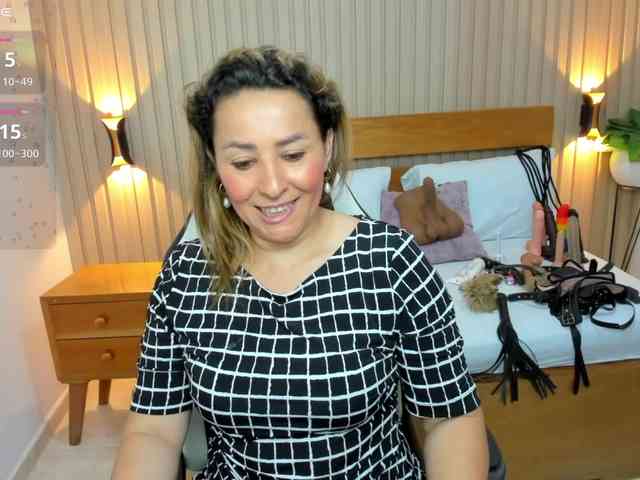 luciana-ballesteros webcam