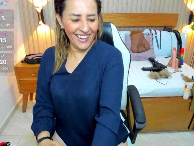 luciana-ballesteros webcam