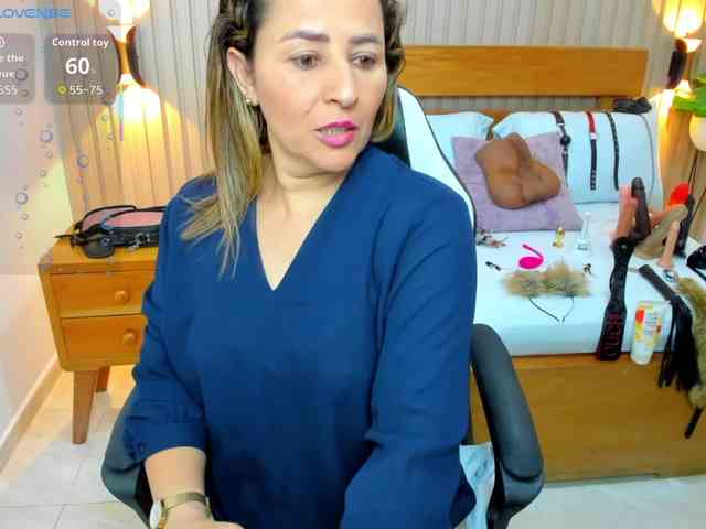 luciana-ballesteros webcam