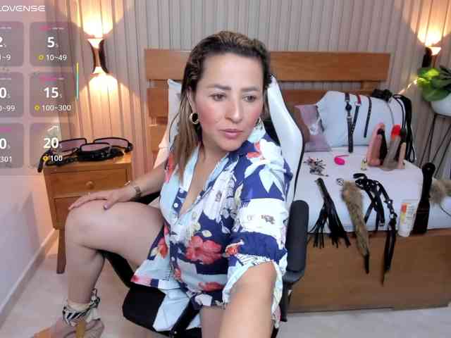 luciana-ballesteros webcam
