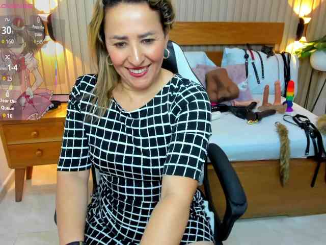 luciana-ballesteros webcam